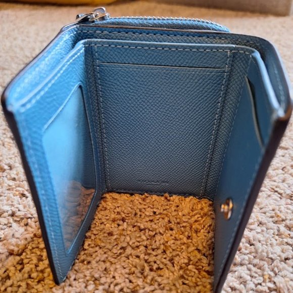 Small Coach Cross Grain Tri Fold Wallet in Blue with Silver Logo - NEW! UNUSED. - Picture 6 of 7